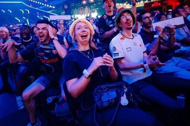 OpTic Gaming, 100 Thieves sweep into Call of Duty semis at Esports World Cup