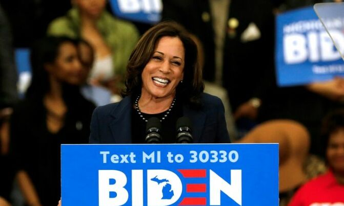 Biden picks Kamala Harris to be first black woman VP Biden picks Kamala Harris to be first black woman VP