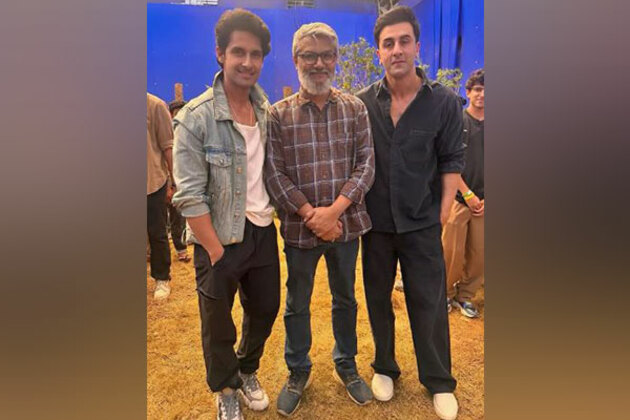 Ravie Dubey shares 'Ramayana' BTS photo with "legends" Ranbir Kapoor, Nitesh Tiwari