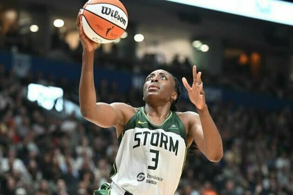 Two win-starved teams meet as Storm visit Sky