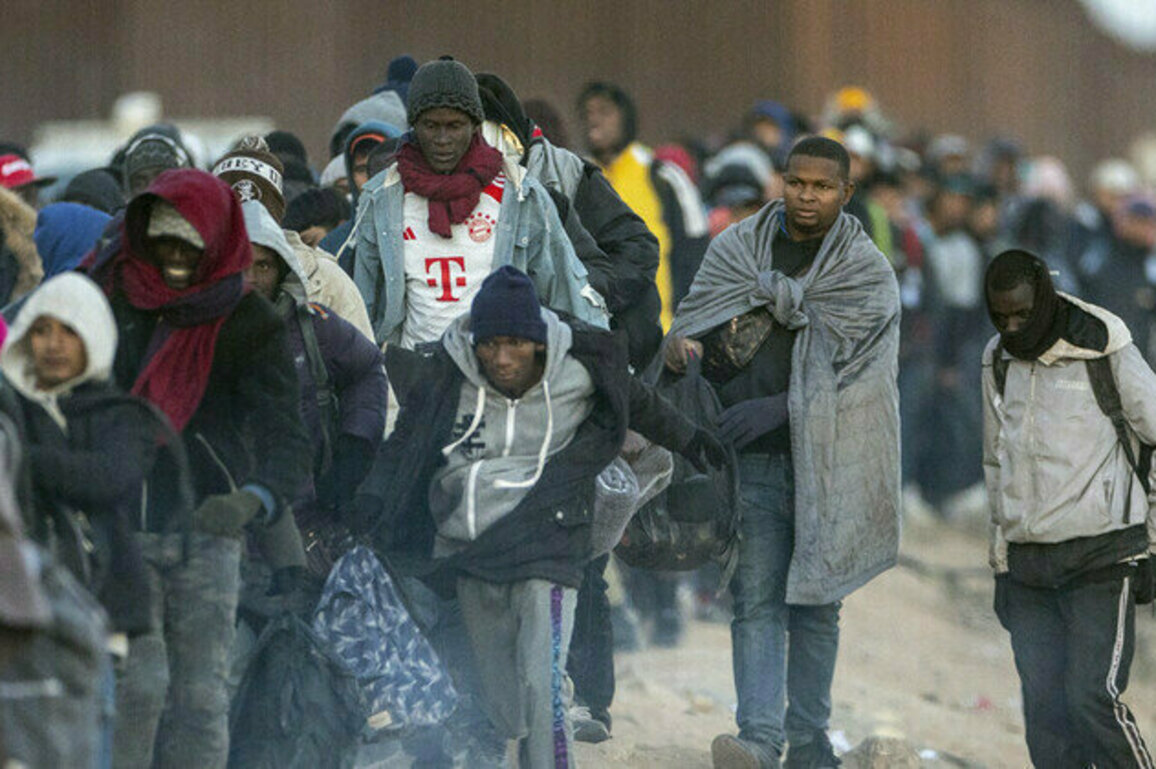 US deports scores of Zimbabwean migrants