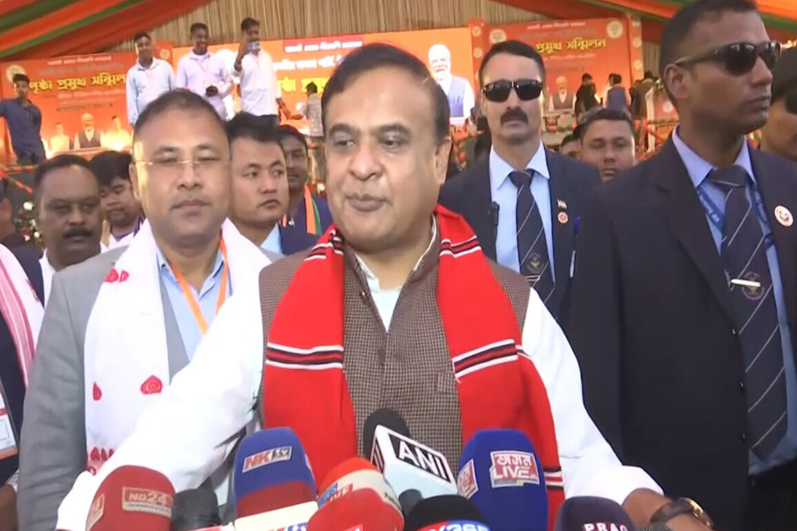 "Bhupen Bora was last Hindu leader of Congress:" Assam CM Sarma