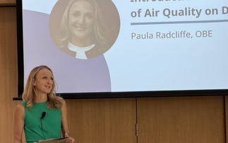 Paula Radcliffe urges sports industry to lead fight against air pollution