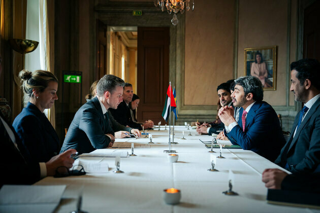 Abdullah bin Zayed meets Swedish Defence Minister