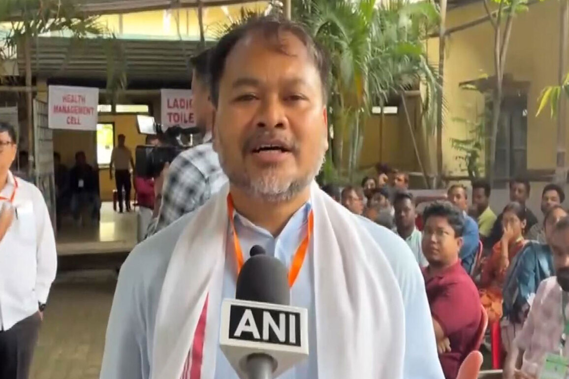 "Will form government with 70-plus seats": Raijor Dal president Akhil Gogoi as counting underway in Assam