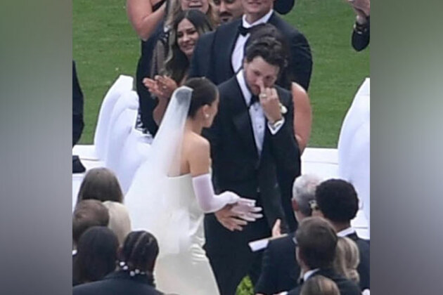 Josh Allen, Hailee Steinfeld tie knot in gorgeous California wedding