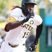 Pirates hope to keep rolling against Cardinals