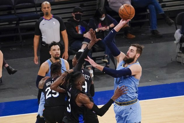 Jonas Valanciunas, Grizzlies meet Mavericks in key matchup