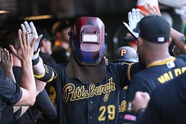 MLB roundup: Ryan O'Hearn's six-RBI effort powers Pirates past A's