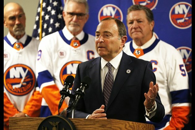 Bettman: Season could start in late December, January
