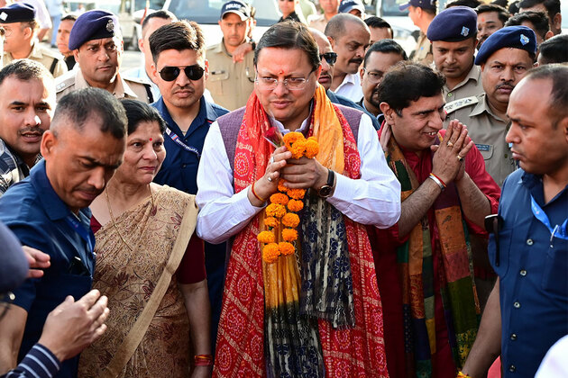 Uttarakhand CM Pushkar Singh Dhami inaugurates Maa Ganga aarti in Roorkee temple