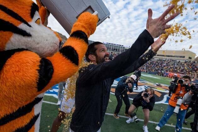 Duke coach Manny Diaz inked to extension through 2031