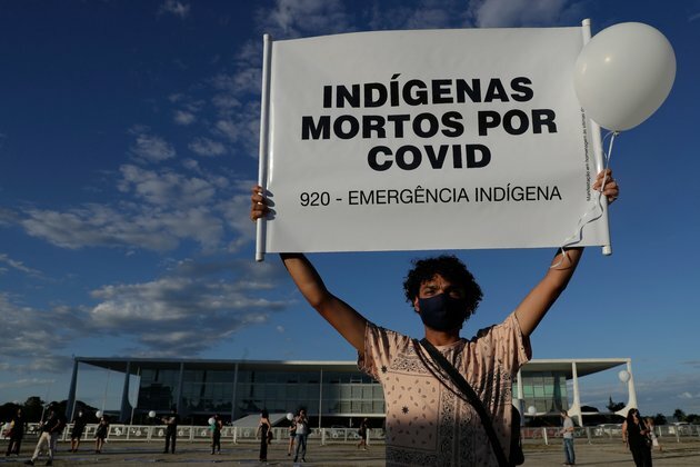 Brazil to Receive More COVID-19 Vaccine Friday