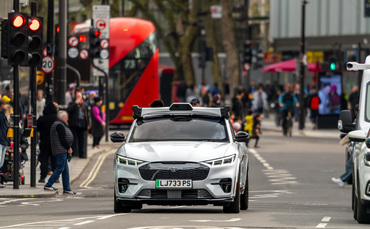 Uber、自動運転車開発でWayveと提携