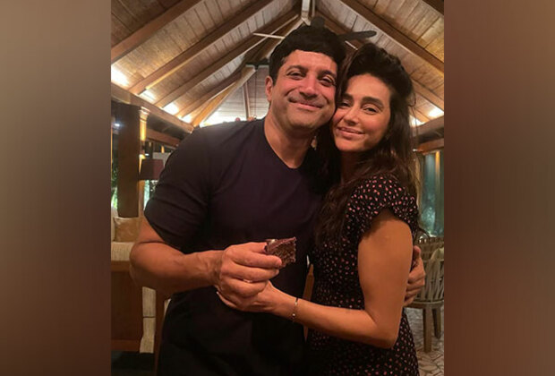 "You have made me happier": Shibani Dandekar pens heartwarming anniversary note for husband Farhan Akhtar