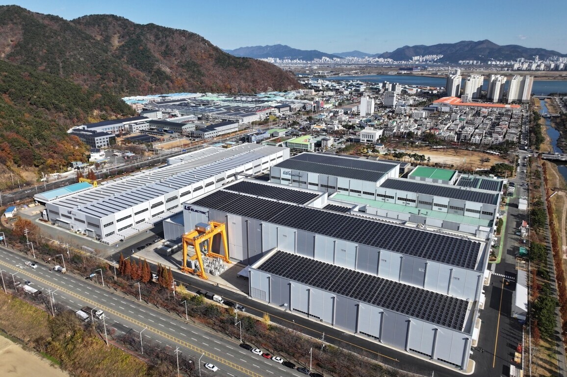 Power shortages, grid stress may prevent AI data centre bubble despite global investment surge: Report