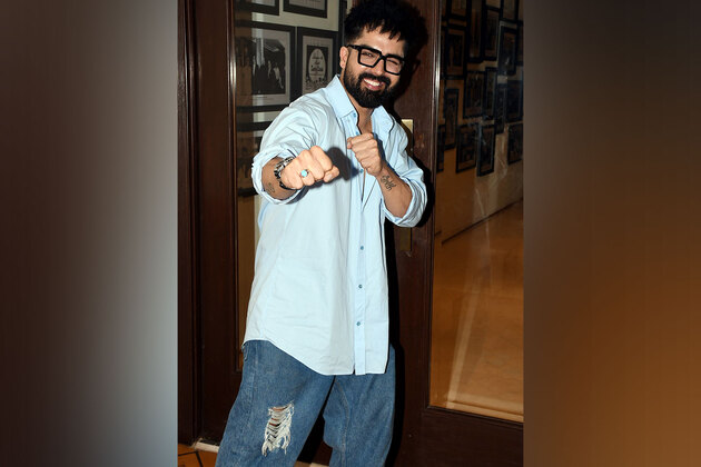 Harrdy Sandhu drops his new song 'Ki Haal Aa'