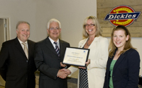 Dickies win coveted Dun and Bradstreet top award