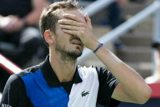 Medvedev stunned by red-hot Kyrgios