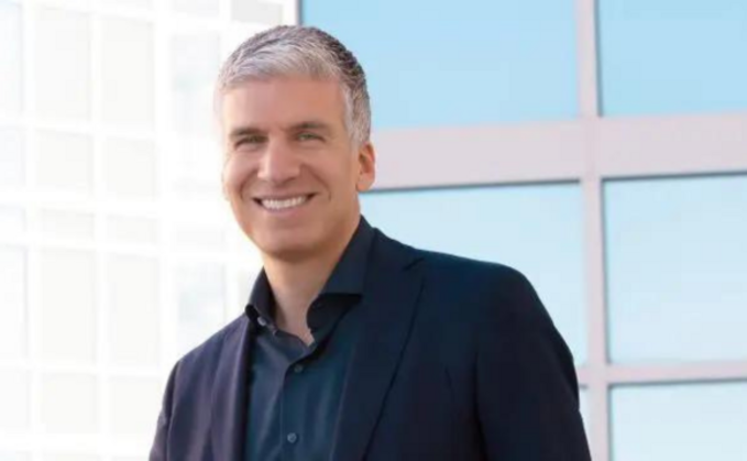 Juniper Networks CEO: HPE-Juniper combo will clear 'cluttered' AI networking space