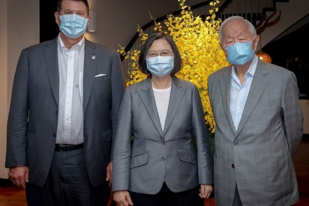 Taiwan responds to China's 'death threat'