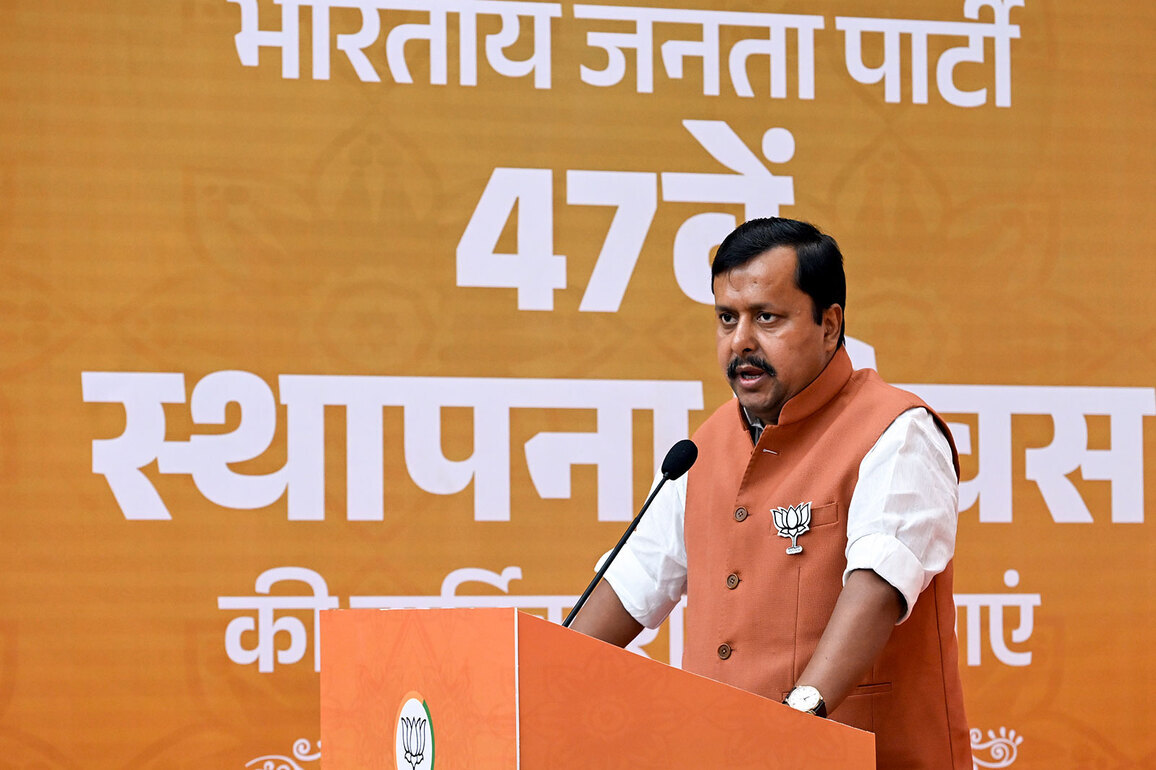 Nitin Nabin chairs BJP meeting on Women's Reservation Bill ahead of special parliament session