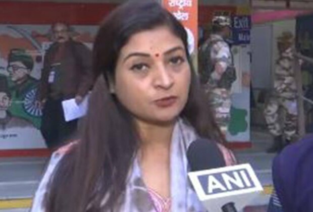 Delhi polls: Congress Kalkaji candidate Alka Lamba cast vote, appeals public to vote for change