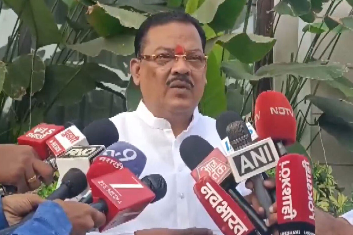 Maharashtra in shock as Dy CM Ajit Pawar passes away; Leaders recall fearless 'Dada'