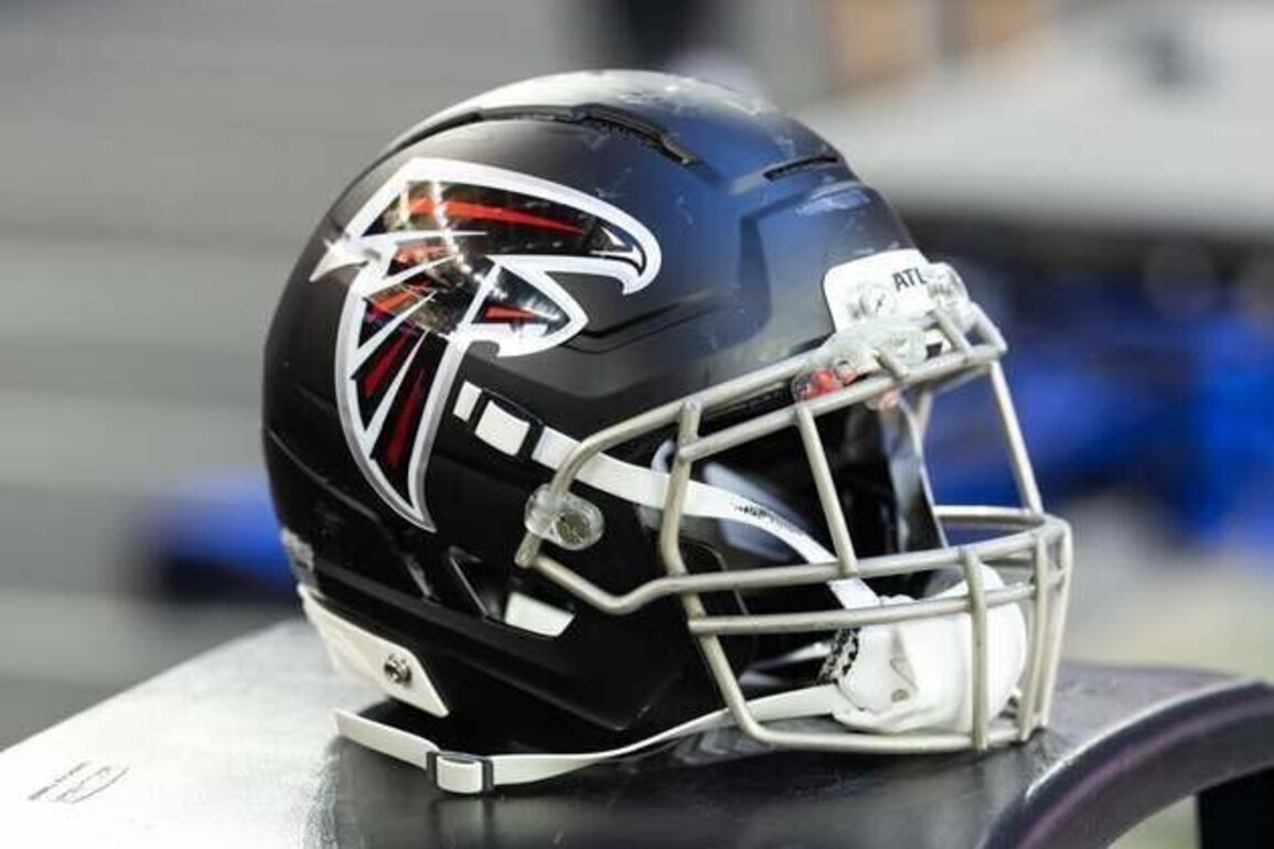 Reports: Falcons fire assistant DL coach LaTroy Lewis