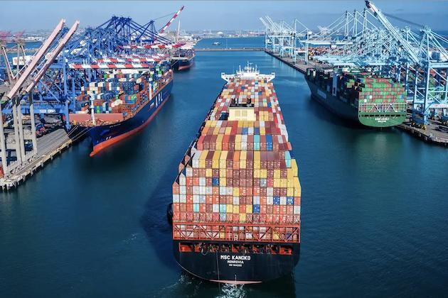 China reports decline in imports and exports as economy weakens
