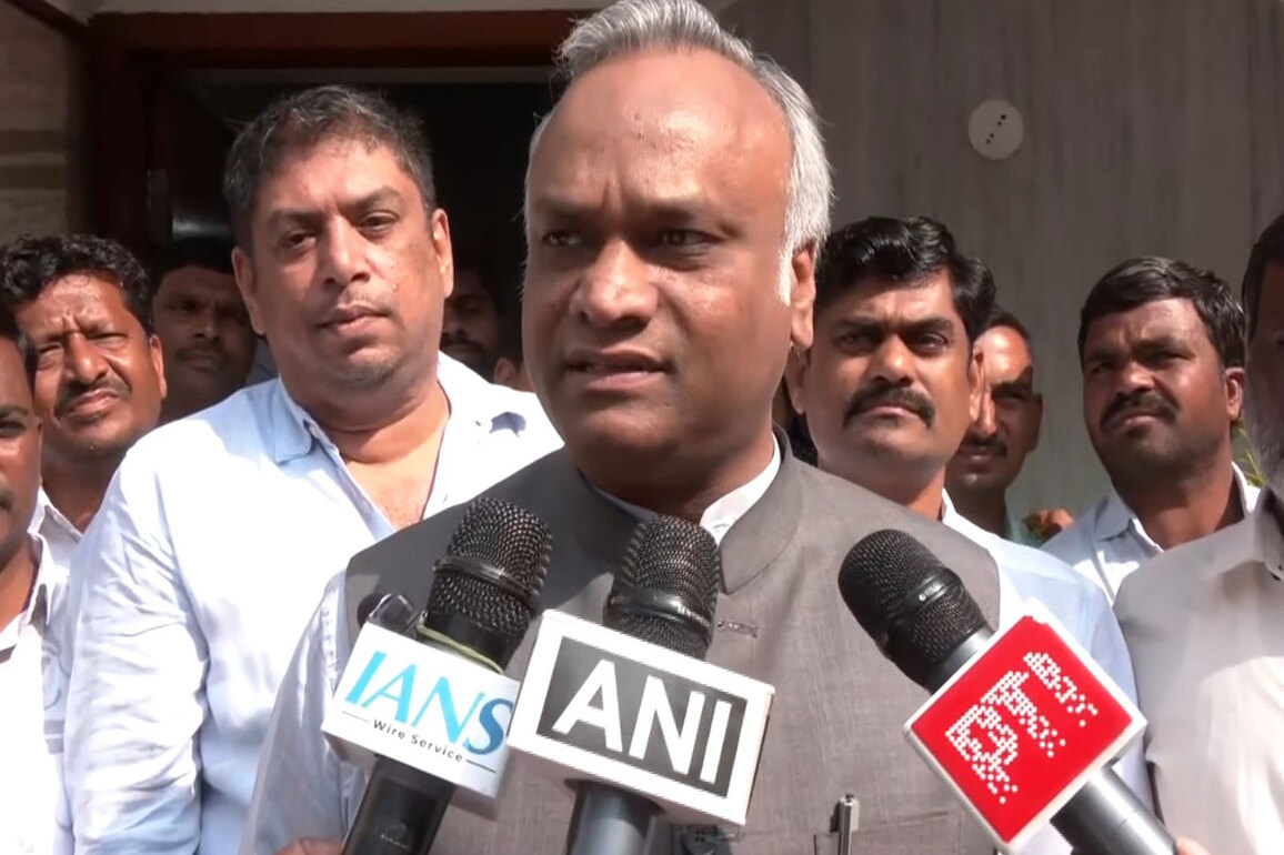 "Fizzled out even before it started": Congress' Priyank Kharge launches attack on BJP Padyatra in Ballari