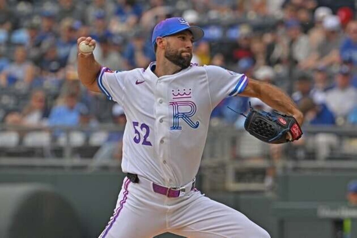 Michael Wacha goes stellar 8 innings as Royals blank White Sox