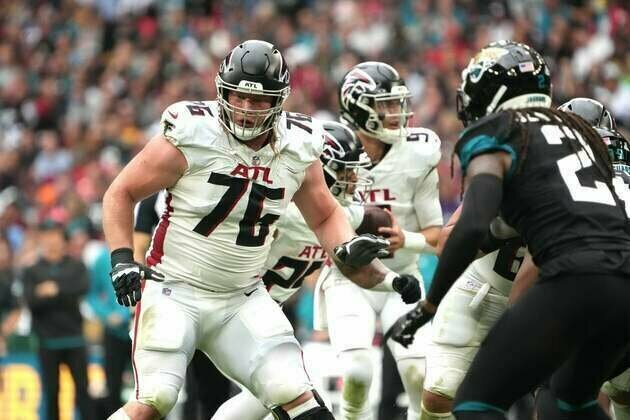 Falcons finalize two-year extension with RT Kaleb McGary