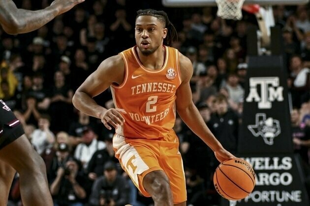 Chaz Lanier, No. 5 Tennessee look to take down LSU