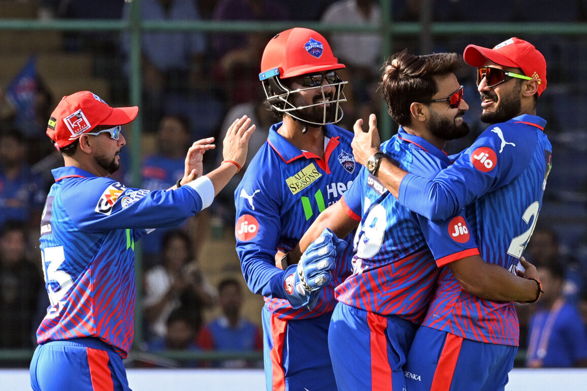 IPL 2026: DC win toss, choose to bowl first against RCB