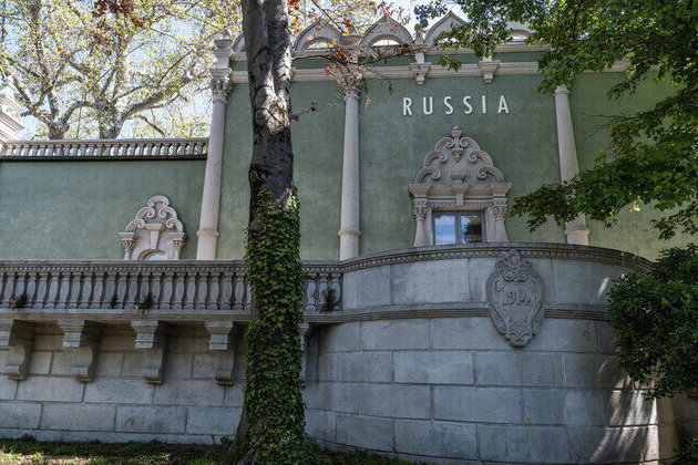 Venice Biennale jury locks out Russia, Israel