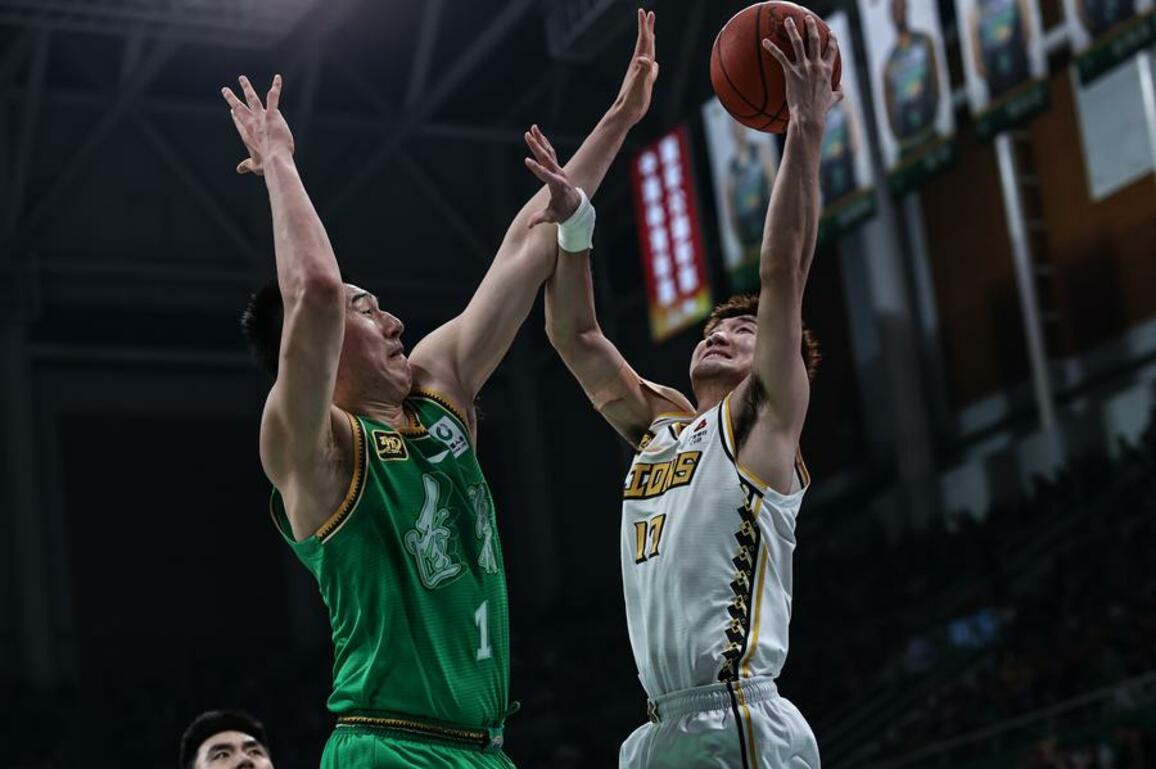 Zhejiang sweeps Liaoning to reach third CBA finals