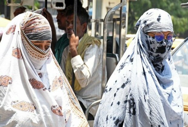 Delhi: Union Health Ministry holds review meeting with states on heatwave preparedness