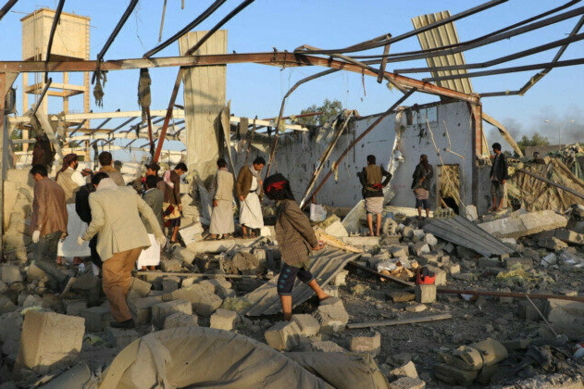 Yemen's Houthis say 68 killed in U.S. strikes on migrant center