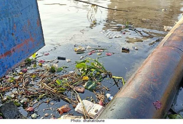 Ferry mishap; a blessing for few in Manikganj, Bangladesh