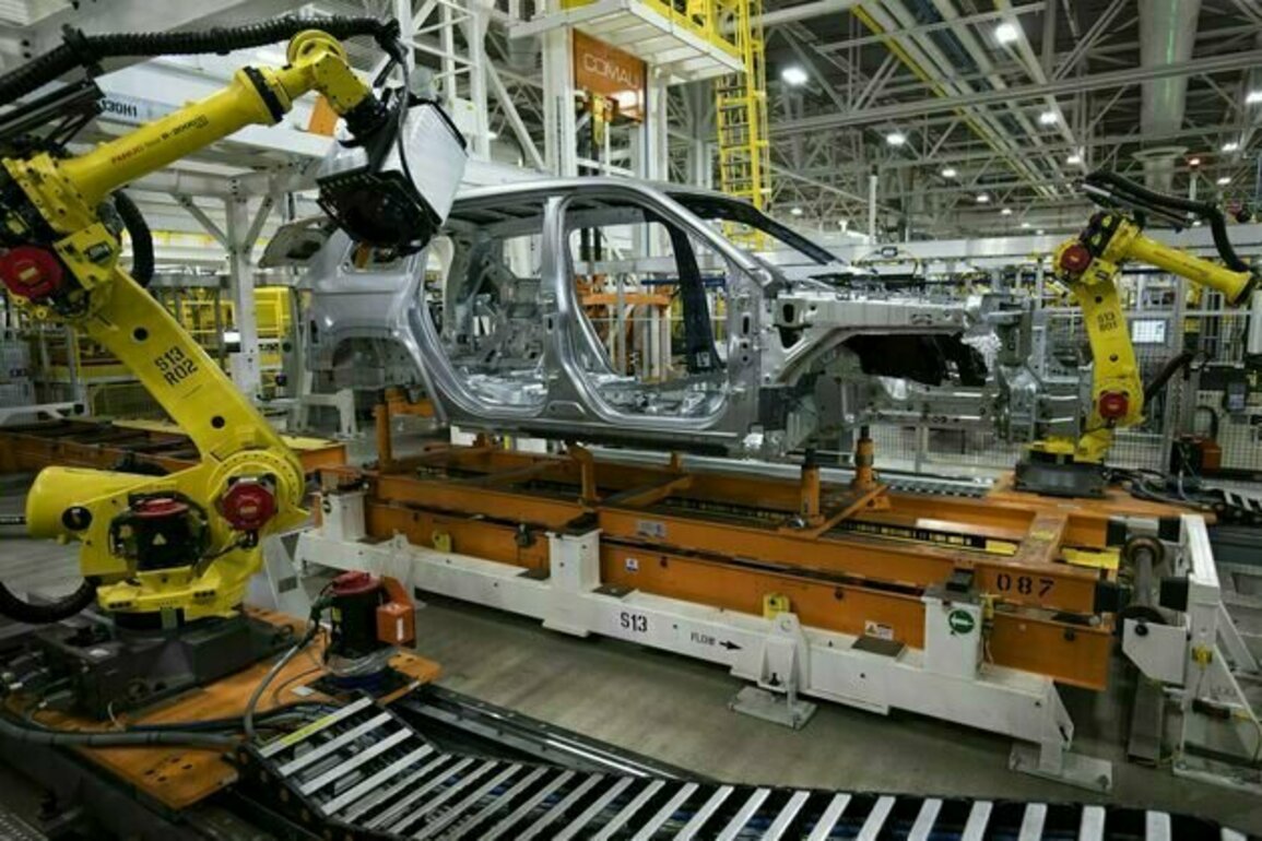Trump's 'Liberation Day' tariffs are the highest in decades - an economist explains how that could hurt the US