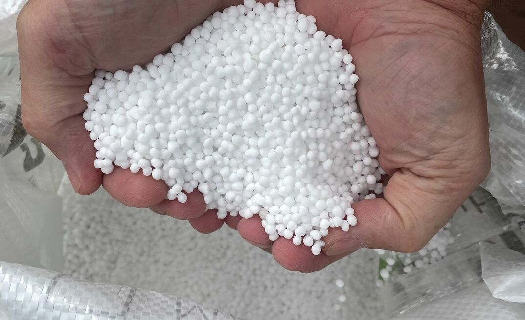 International urea prices, which surged during the conflict in the Middle East, are returning to pre-conflict levels. However, prices could remain elevated in Australia.