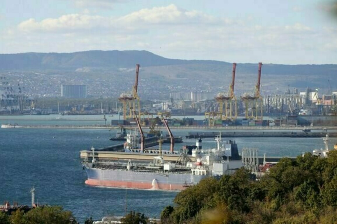 Oil Cap In New EU Sanctions Package Signals Independence from G7