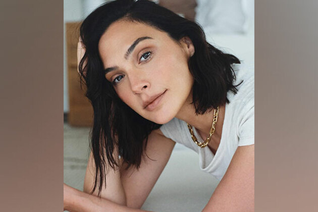 Gal Gadot honoured with Hollywood Walk of Fame star, celebrates with husband daughter