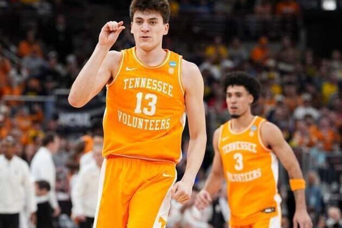 Michigan adds former Tennessee F J.P. Estrella