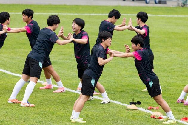 DPRK's Naegohyang keeps focus on football ahead of AFC semifinal in S. Korea