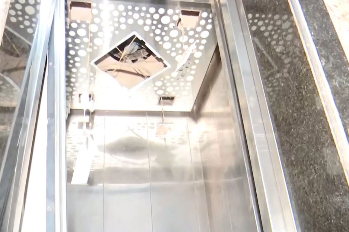 Five injured as lift collapses from fourth floor in Mumbai's Byculla