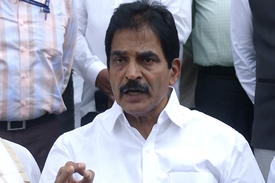 BJP-CPI(M) "deal" behind every new controversy in Kerala, alleges KC Venugopal