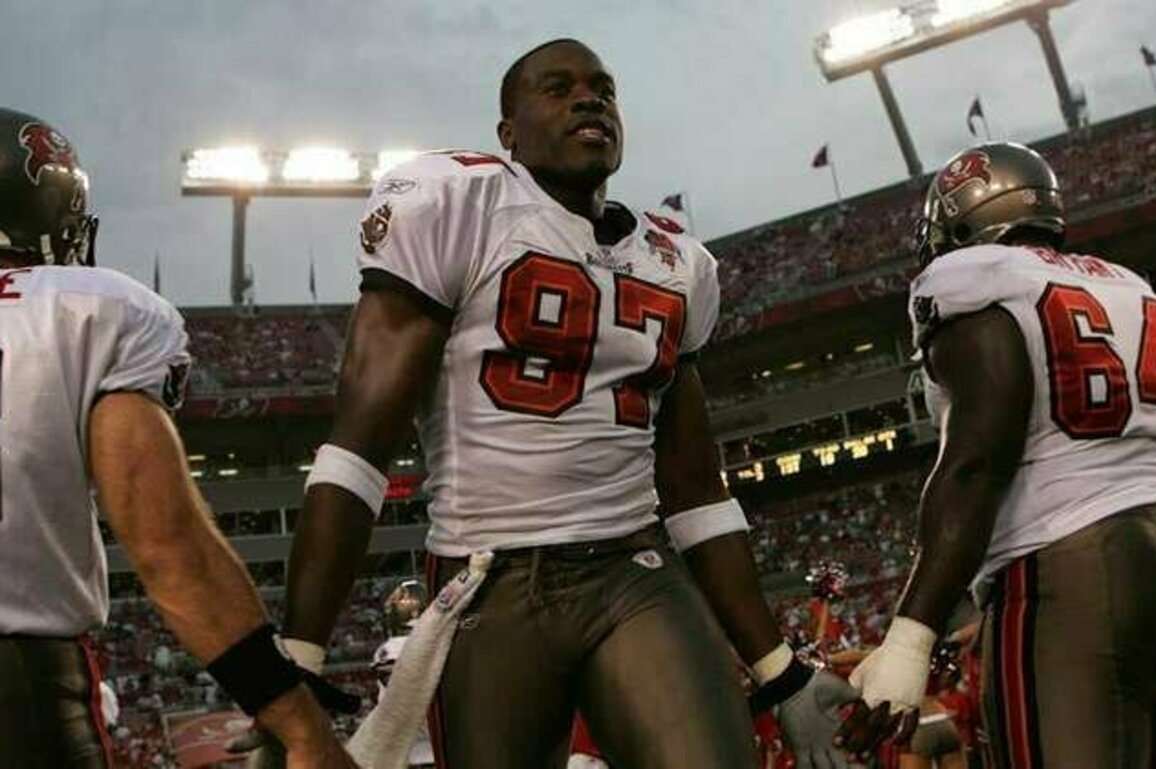 Top Five Sack Seasons in Bucs History | 50 Seasons