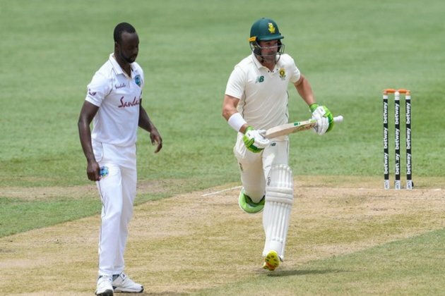 Dean Elgar, De Kock lead Proteas fightback on Day One